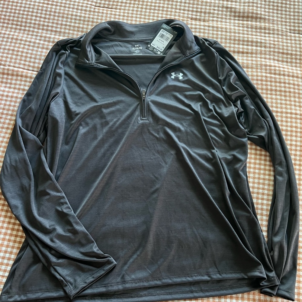 Under Armour women's Charcoal Gray 1/4 Zip Pullover